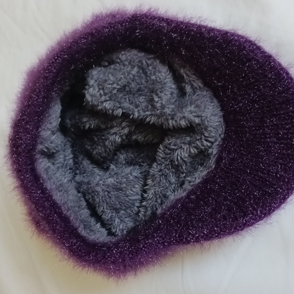 Violet Knit Hat with Gold Bee Detail - Picture 4 of 5